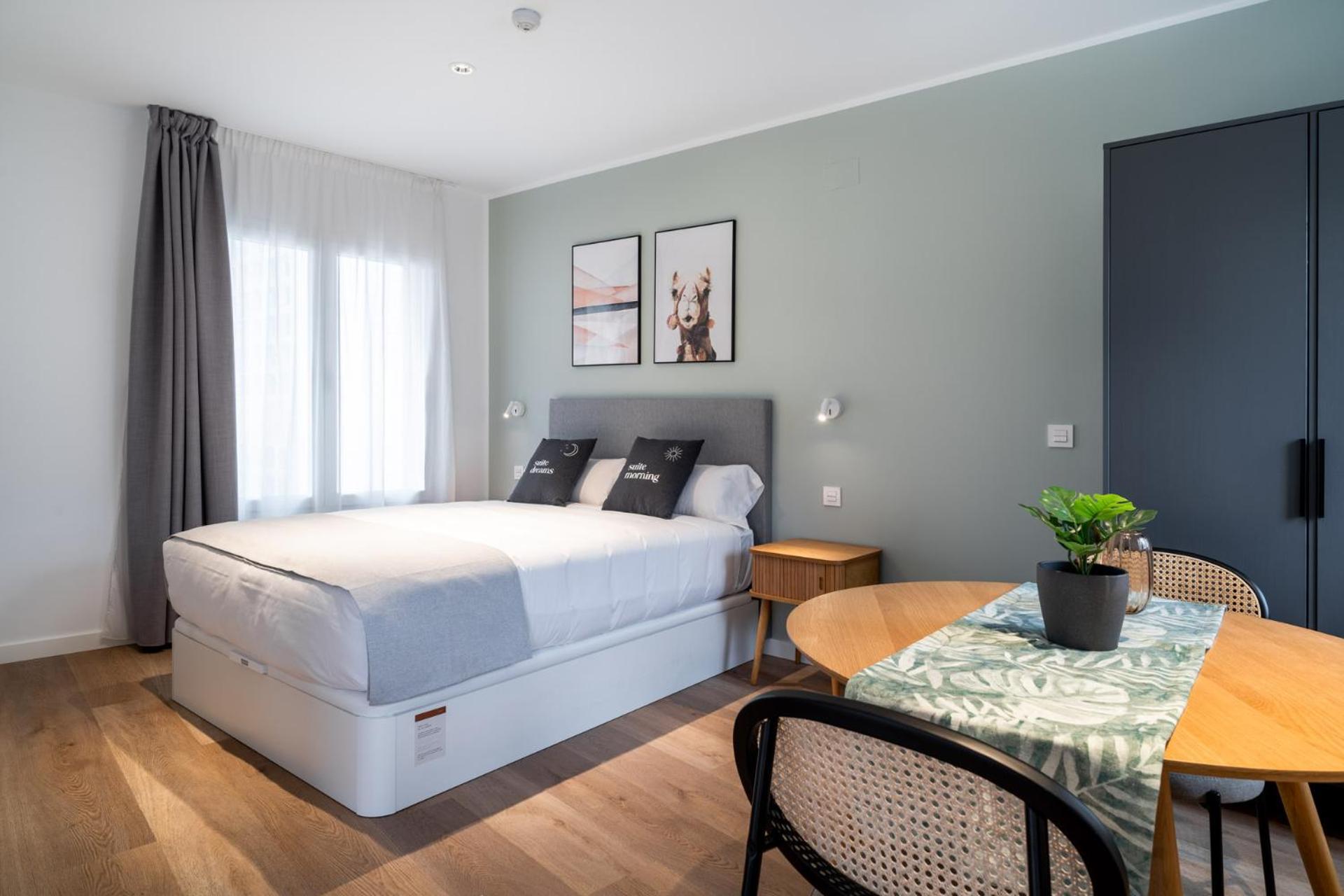 Apartament Limehome Ronda De Capuchinos
