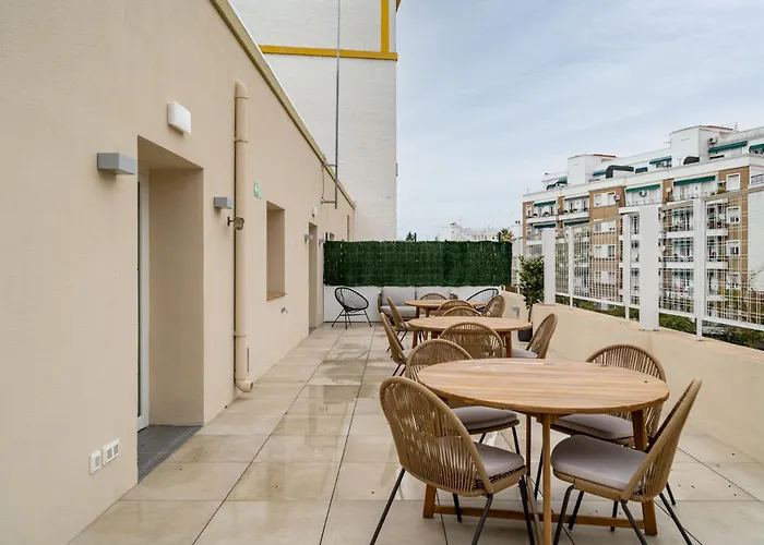 Limehome Sevilla Ronda De Capuchinos